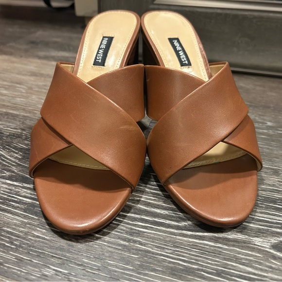 Nine West Women's Brown Mules - Picture 2 of 7
